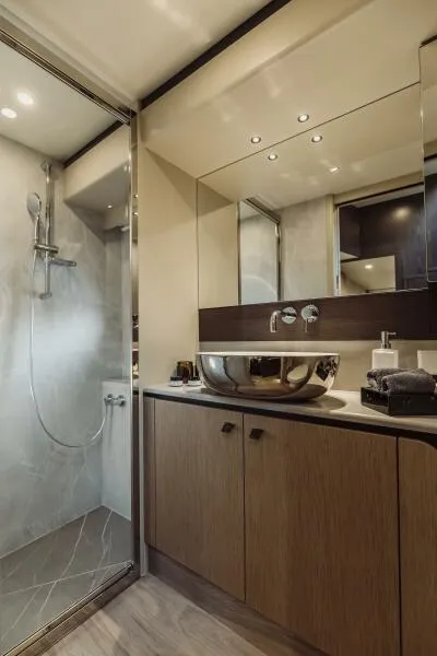 Slide: The Image of Master Head - 17