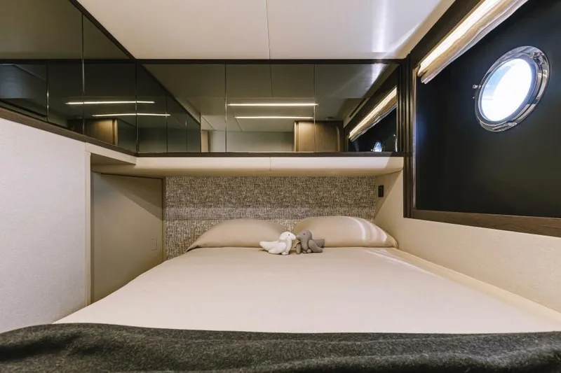 Slide: The Image of Guest Stateroom - 19