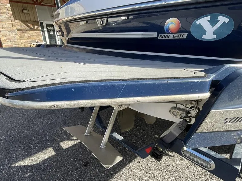 Slide: The Image of 2017 Malibu 21 VLX boat with Surf Gate and custom decals. - 39