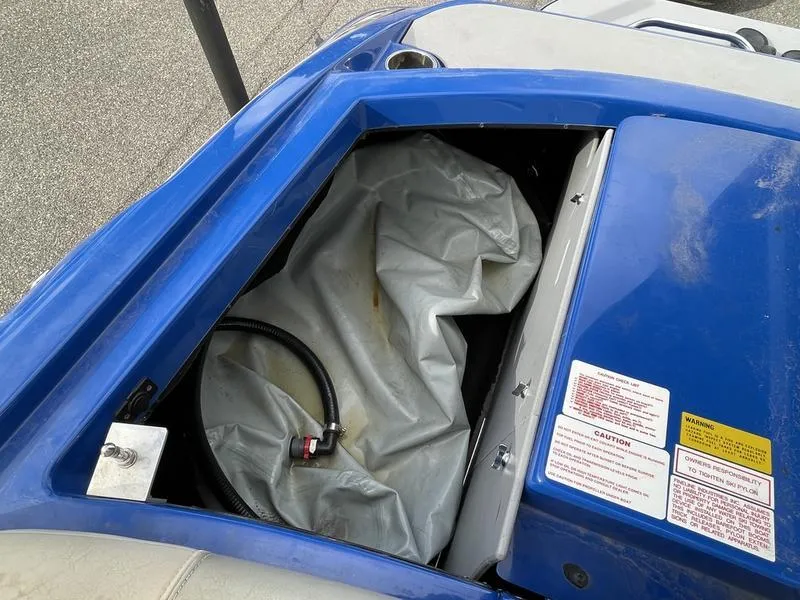 Slide: The Image of Centurion ENZO SV 233 2012 - 25