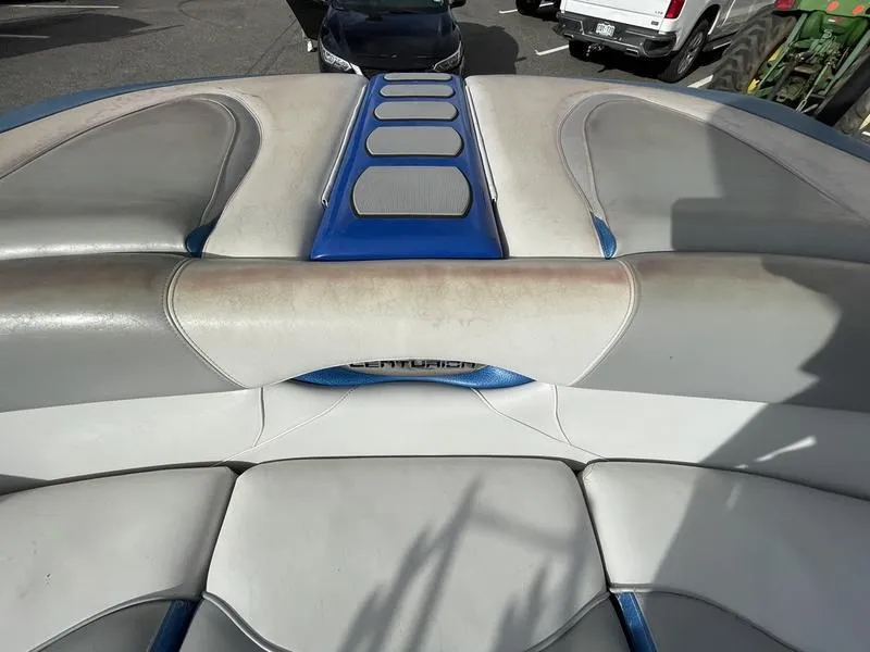 Slide: The Image of Centurion ENZO SV 233 2012 - 32