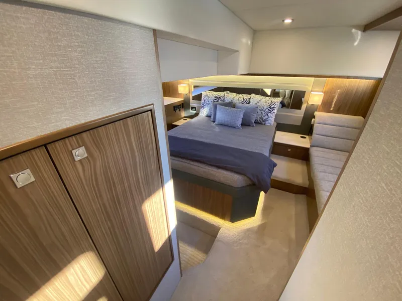 Slide: The Image of Cruisers Yachts 46 Cantius 2025 - 55