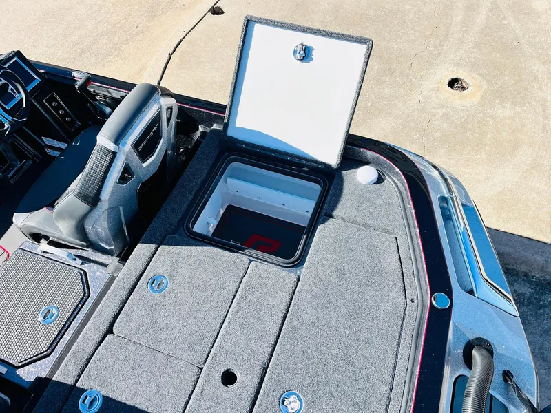 Slide: The Image of 2025 Ranger Z520R Cup-Equipped boat with open storage compartment on deck. - 45