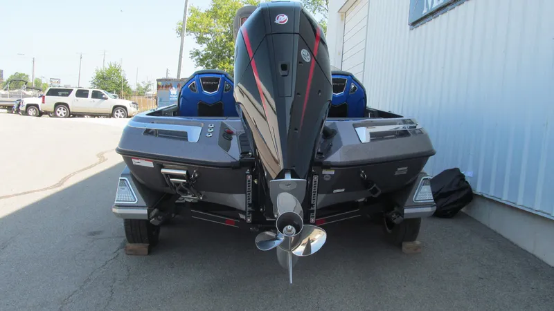 Slide: The Image of 2025 Ranger Z520R Cup-Equipped boat, rear view, parked outdoors. - 4