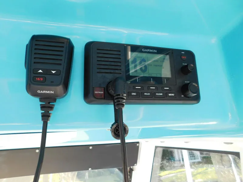 Slide: The Image of Everglades 355 Center Console 2016 - 60