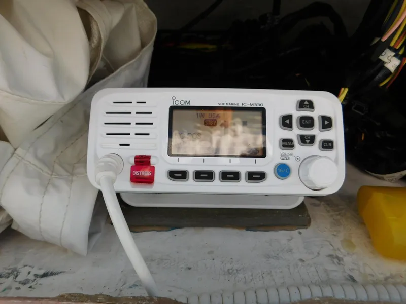 Slide: The Image of Everglades 355 Center Console 2016 - 78