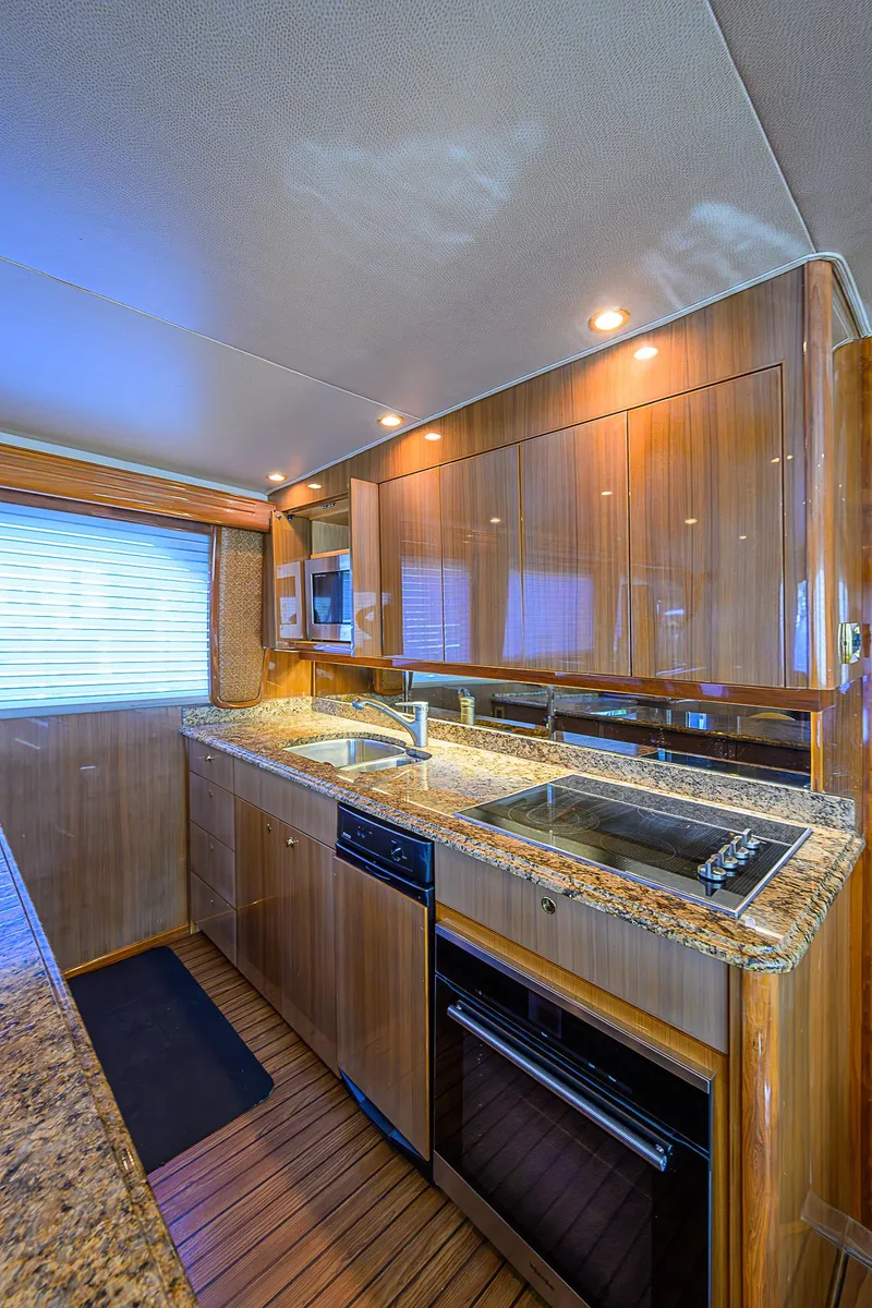 Slide: The Image of Viking 68 Convertible 2007 - 92