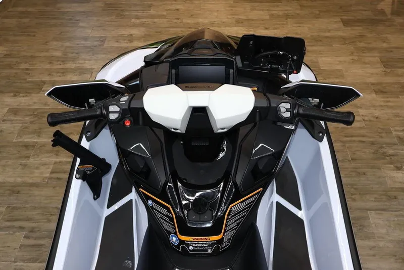 Slide: The Image of Kawasaki Ultra® 160LX-S Angler 2025 - 12