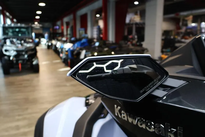 Slide: The Image of Kawasaki Ultra® 160LX-S Angler 2025 - 14