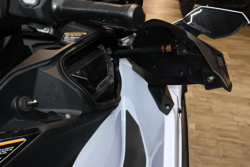 Slide: The Image of Kawasaki Ultra® 160LX-S Angler 2025 - 19