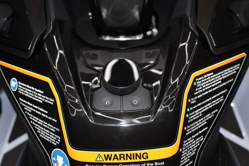 Slide: The Image of Kawasaki Ultra® 160LX-S Angler 2025 - 20