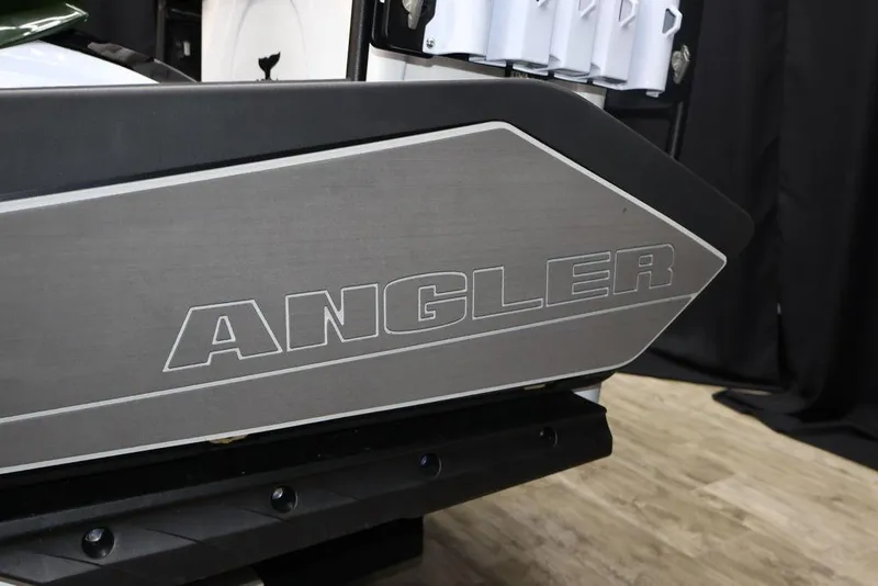 Slide: The Image of Kawasaki Ultra® 160LX-S Angler 2025 - 25