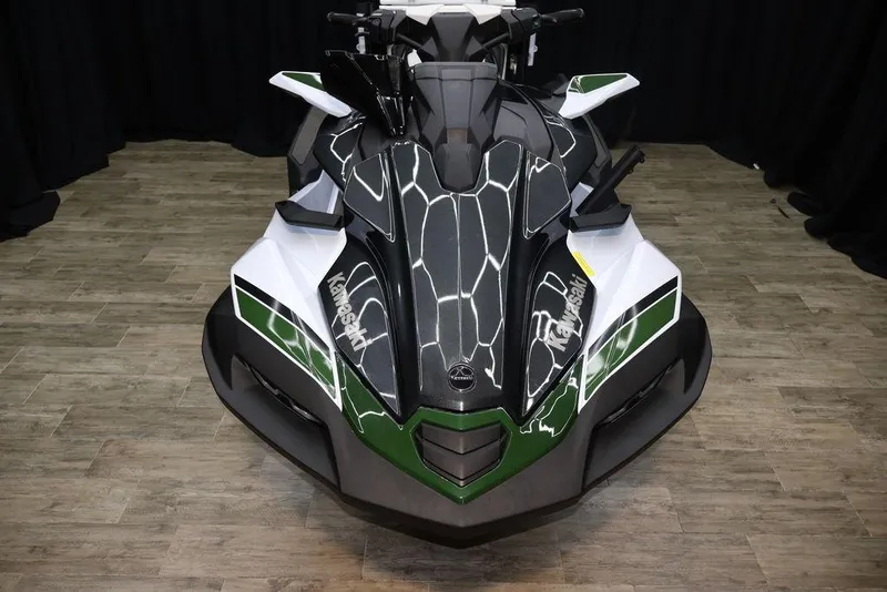 Slide: The Image of Kawasaki Ultra® 160LX-S Angler 2025 - 8