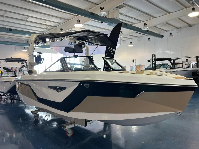 Slide: The Image of Nautique Super Air Nautique S23 2025 - 2