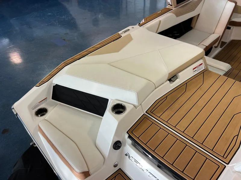Slide: The Image of Nautique Super Air Nautique S23 2025 - 7
