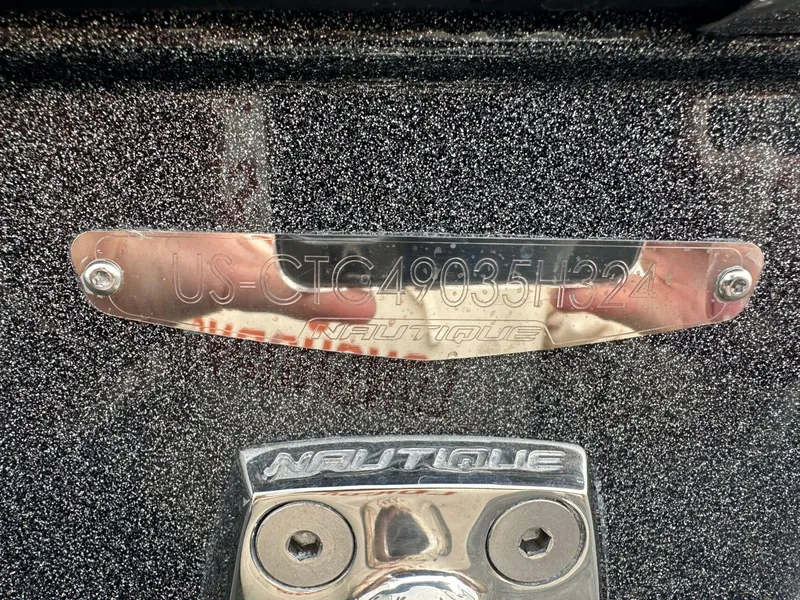 Slide: The Image of Nautique GS24 2024 - 22