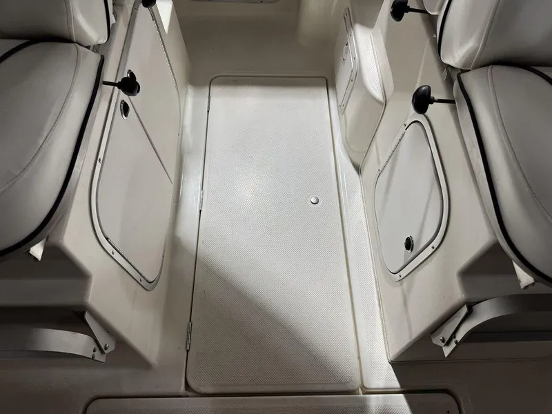 Slide: The Image of Bayliner 2252 Ciera Express 2000 - 53