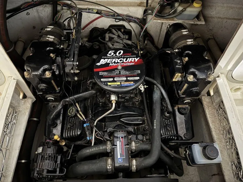 Slide: The Image of Bayliner 2252 Ciera Express 2000 - 60