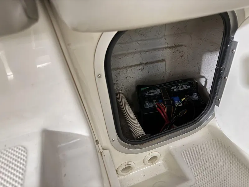 Slide: The Image of Bayliner 2252 Ciera Express 2000 - 61