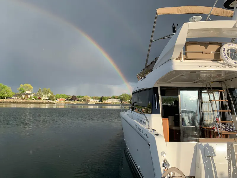 Slide: The Image of Jeanneau Velasco 37 2016 - 2