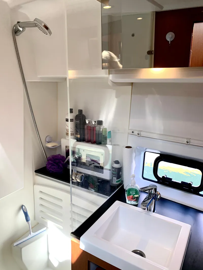 Slide: The Image of Jeanneau Velasco 37 2016 - 21