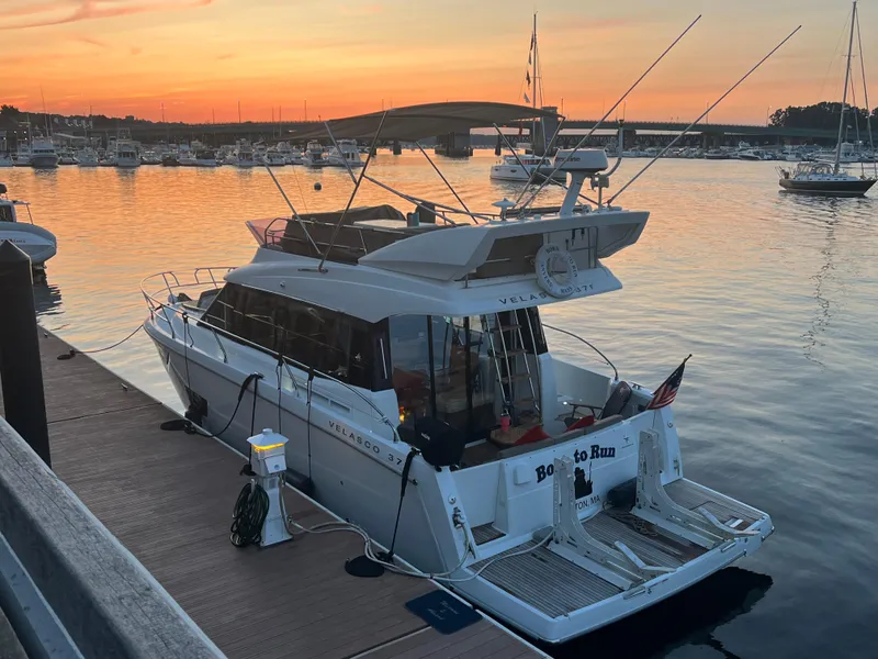 Slide: The Image of Jeanneau Velasco 37 2016 - 9