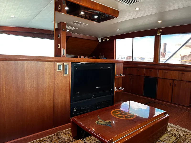 Slide: The Image of Salon - 10