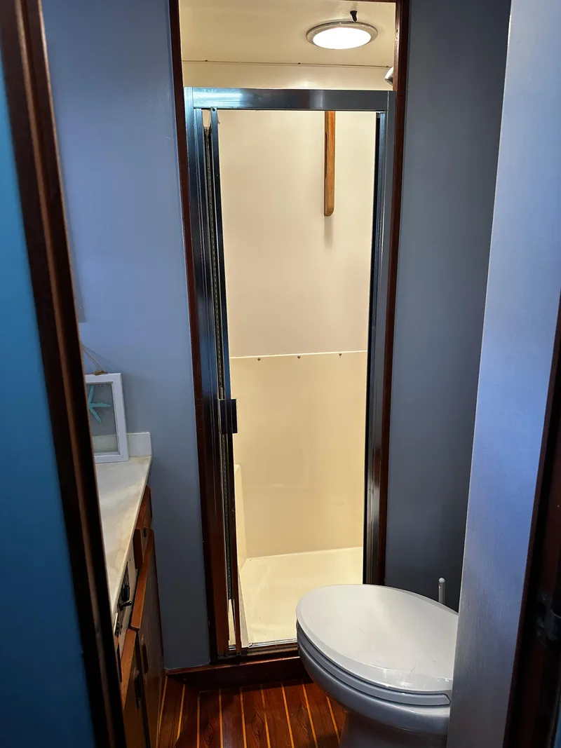 Slide: The Image of Master Stateroom Shower - 22
