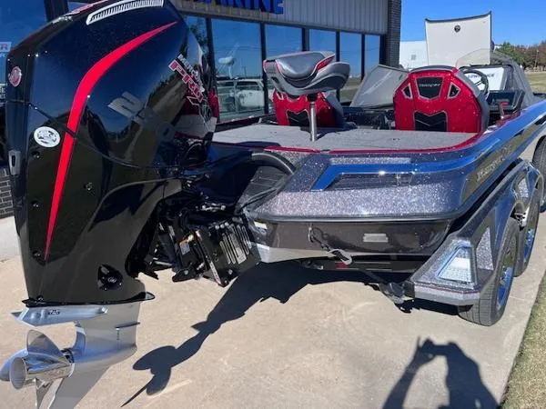 Slide: The Image of 2025 Ranger Z521R Cup-Equipped boat with powerful engine and sleek design. - 3