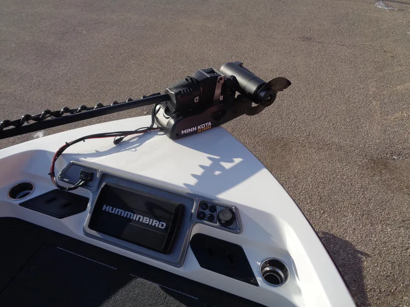Slide: The Image of 2025 Ranger 2050MS boat with Minn Kota trolling motor and Humminbird fish finder. - 11