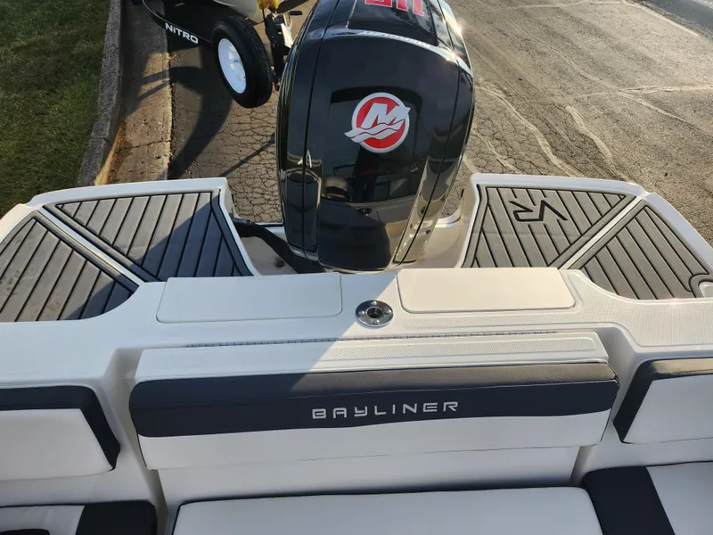 Slide: The Image of 2022 Bayliner VR4 Bowrider OB with outboard motor, rear view. - 21