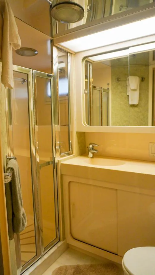 Slide: The Image of Hatteras 62 Cockpit Motor Yacht 1990 - 53