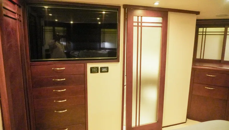 Slide: The Image of Hatteras 62 Cockpit Motor Yacht 1990 - 59