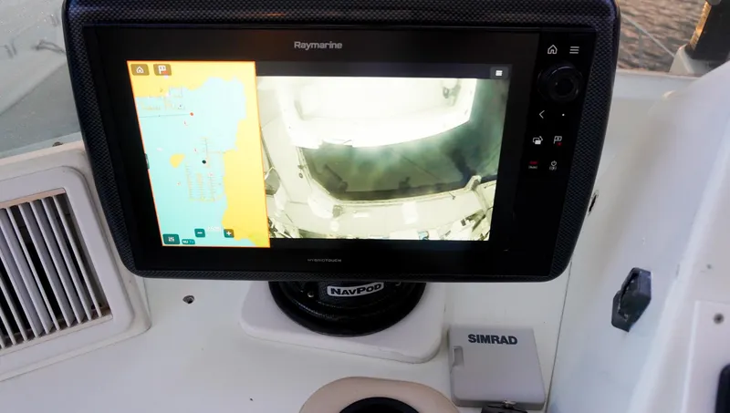 Slide: The Image of Hatteras 62 Cockpit Motor Yacht 1990 - 69