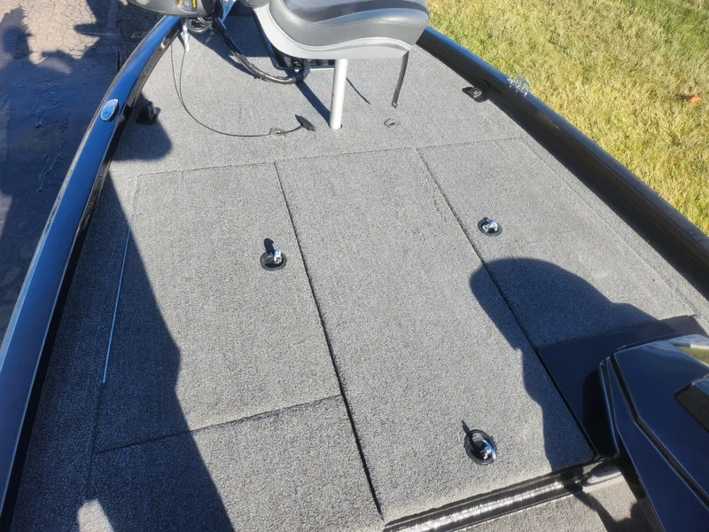 Slide: The Image of 2020 Vexus AVX1880 boat deck with storage compartments and seat. - 15