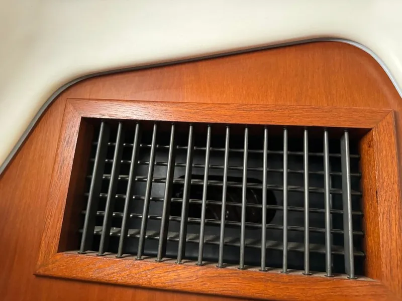 Slide: The Image of Wooden vent detail on 2004 Beneteau Oceanis Clipper 473 yacht interior. - 23