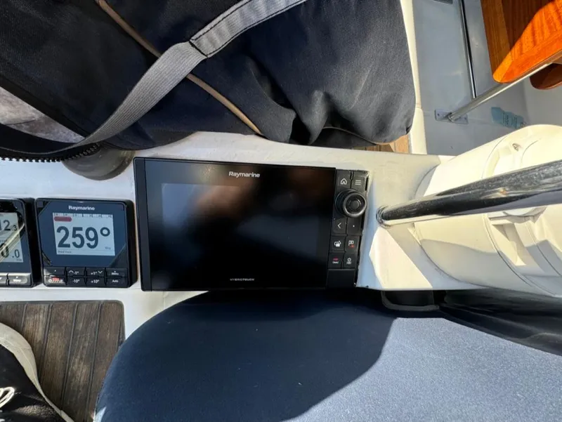 Slide: The Image of Beneteau Oceanis Clipper 473 2005 - 86
