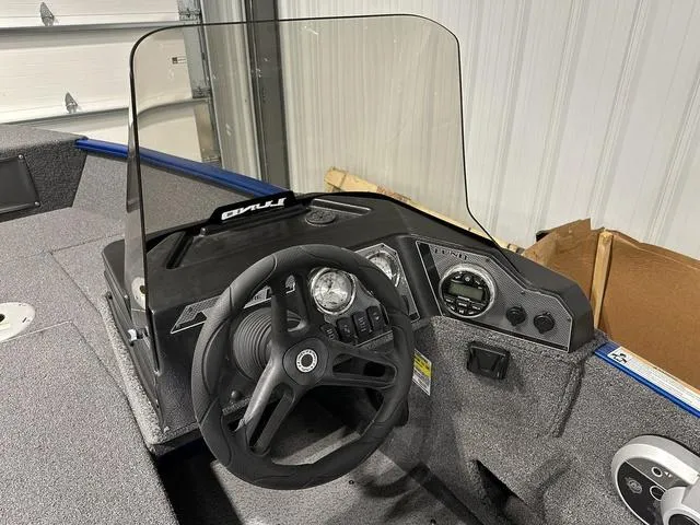 Slide: The Image of Lund 1775 Adventure SS 2024 - 15