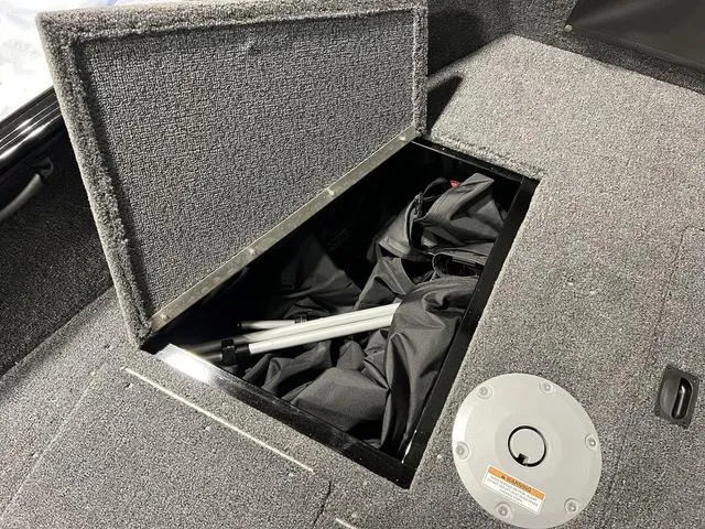 Slide: The Image of Lund 1650 Rebel XL SS 2025 - 14