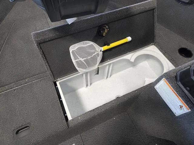 Slide: The Image of Lund 1650 Rebel XL SS 2025 - 17