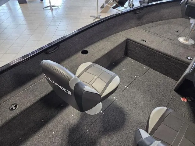 Slide: The Image of Lund 1650 Rebel XL SS 2025 - 9