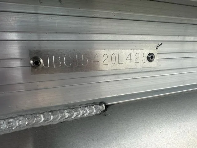 Slide: The Image of Veranda Fish F4 VF20F4 2025 - 21