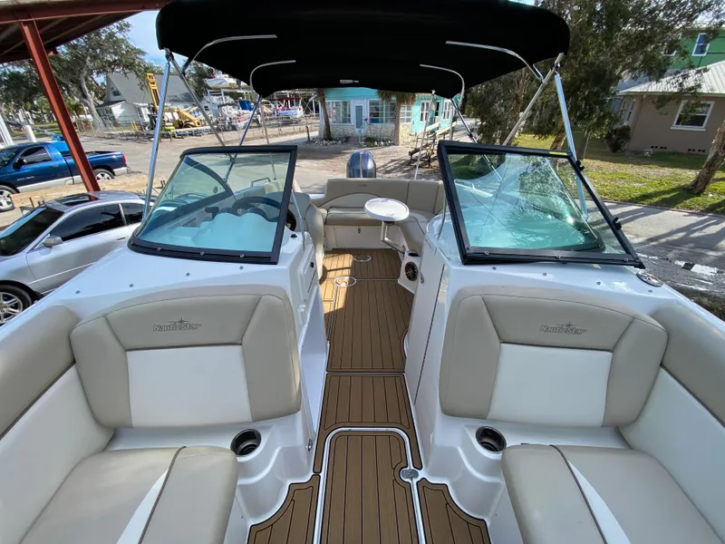 Slide: The Image of NauticStar 223 DC 2022 - 50