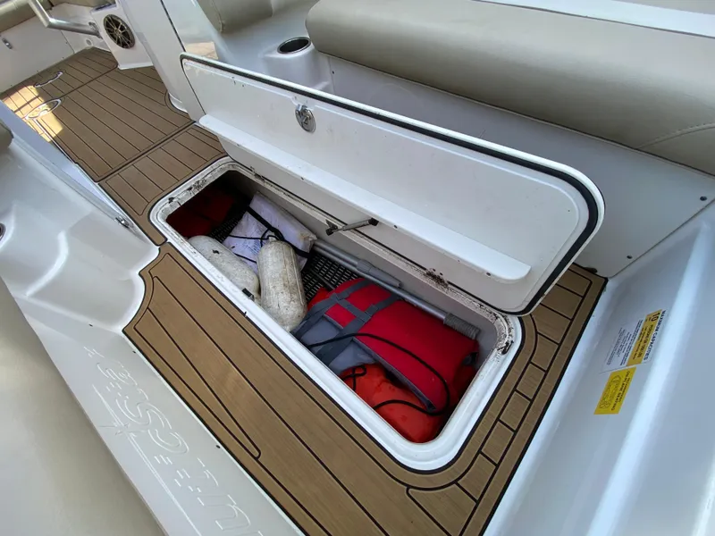 Slide: The Image of NauticStar 223 DC 2022 - 51