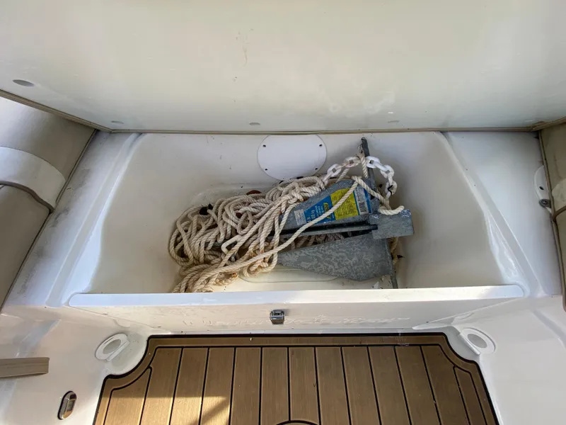 Slide: The Image of NauticStar 223 DC 2022 - 61