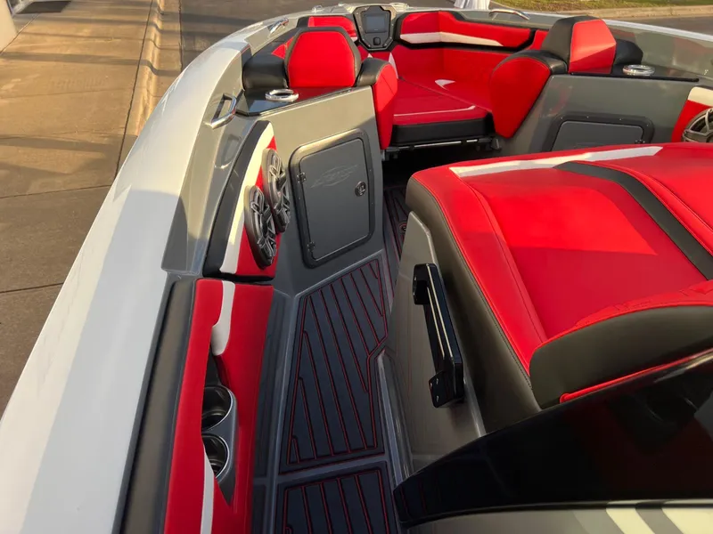 Slide: The Image of Sunsation 32 CCX 2025 - 40