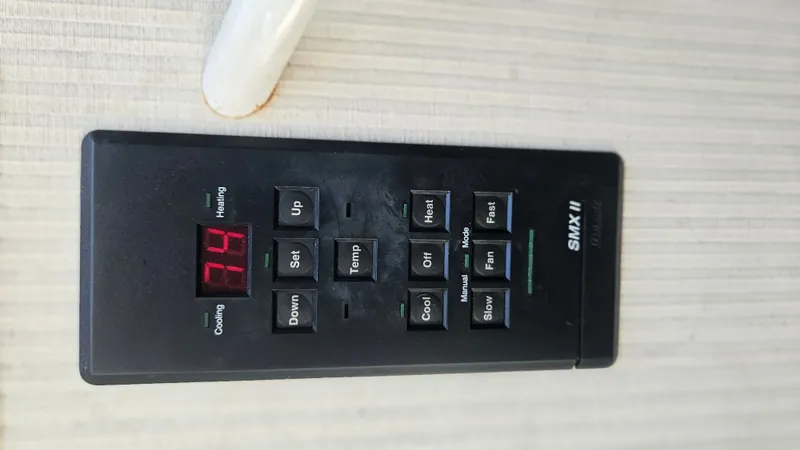 Slide: The Image of Trojan 11 M Express Cruiser 1990 - 19