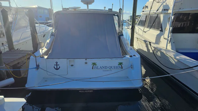 Slide: The Image of Trojan 11 M Express Cruiser 1990 - 2