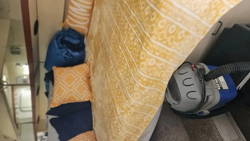 Slide: The Image of Trojan 11 M Express Cruiser 1990 - 25