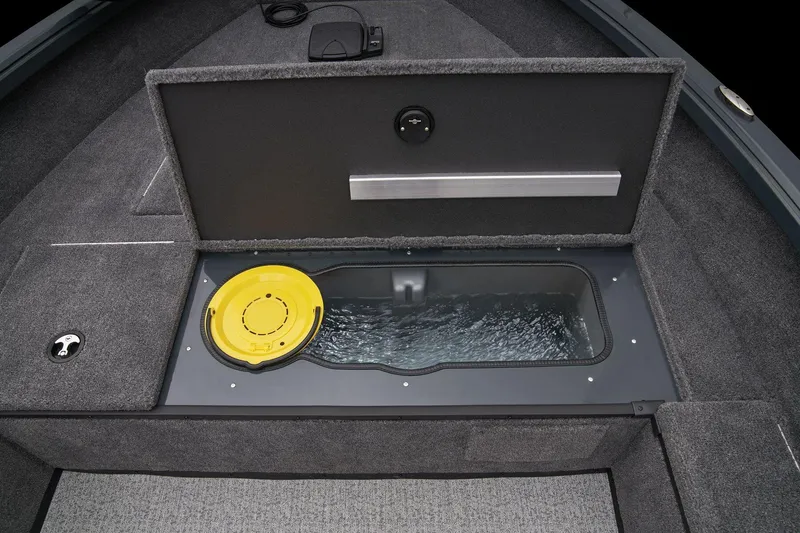 Slide: The Image of Ranger VS1665T 2025 - 16